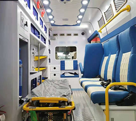 尖扎县车辆内部展示